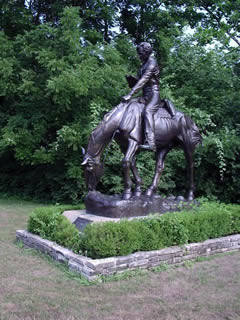 Statue of Abraham Lincoln on Horse